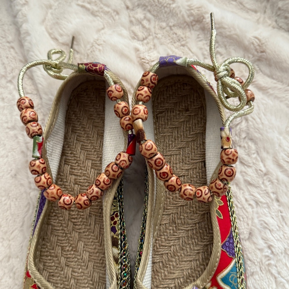 Womens 10 Floral India Inspired Beaded Cord Detail Slip On Comfort Ballet Flats - Picture 5 of 10